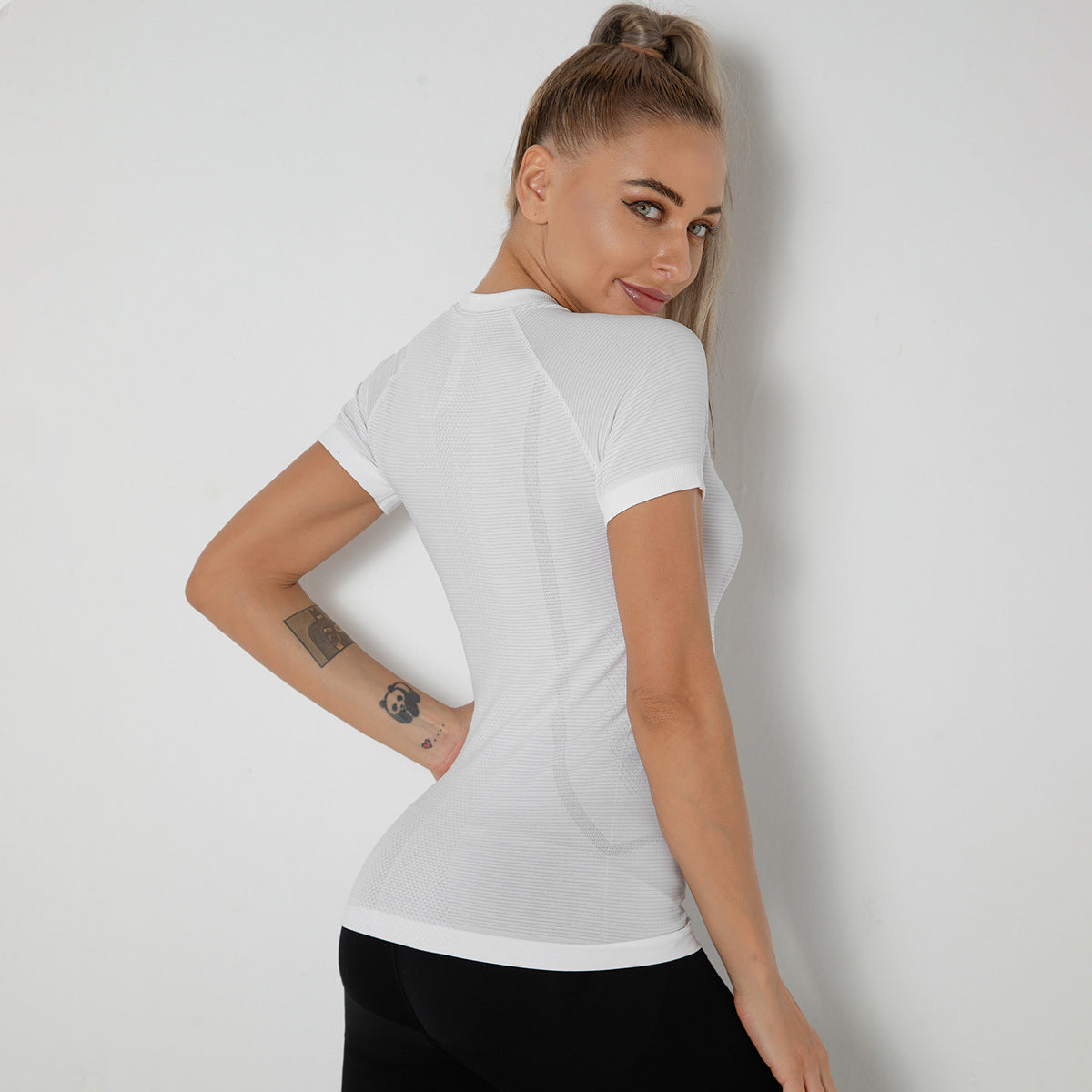 Custom New seamless vest yoga clothes female quick-drying dance rhythm fitness clothes tops sports morning exercise running short sleeves female