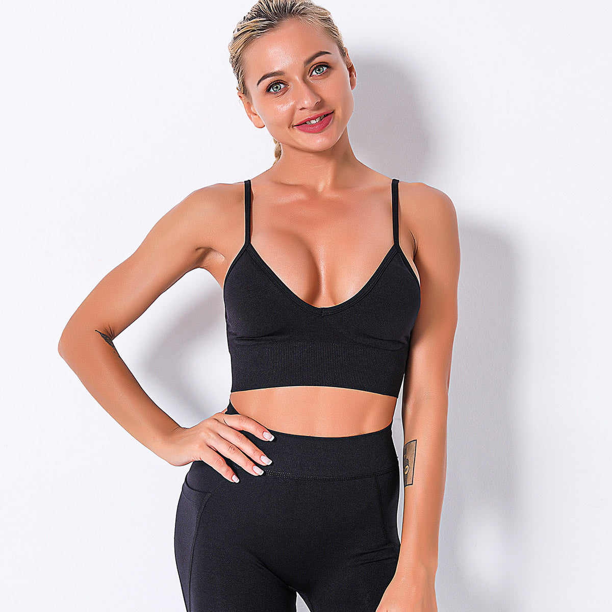 Custom quick-drying yoga vest suspenders multi-color beautiful back outdoor professional sports running seamless fitness bra