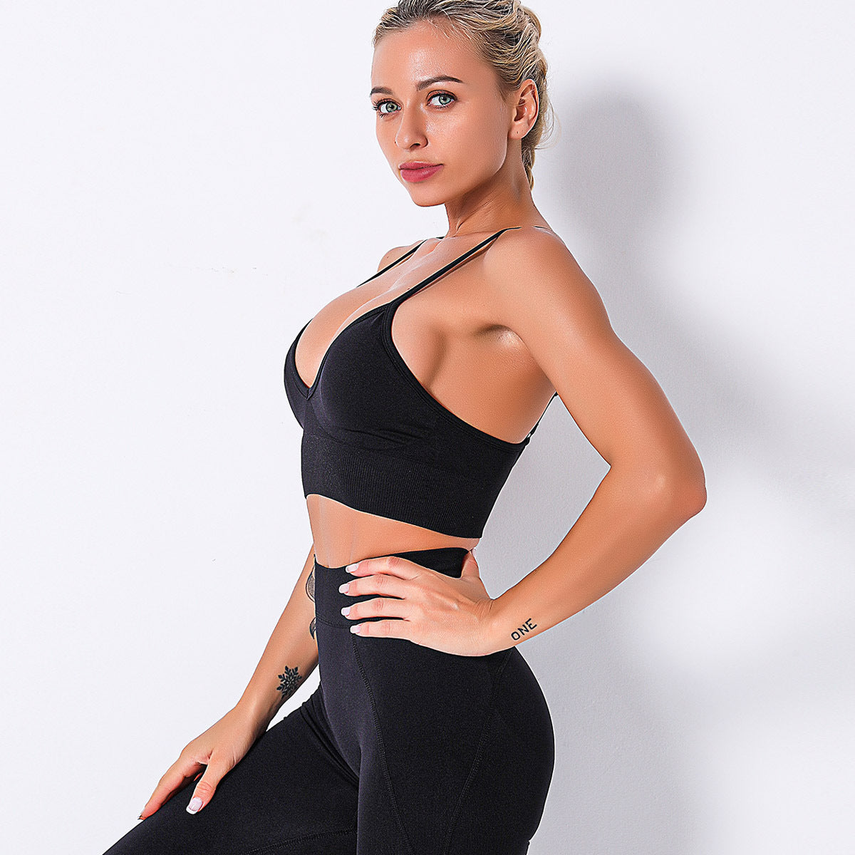 Custom quick-drying yoga vest suspenders multi-color beautiful back outdoor professional sports running seamless fitness bra