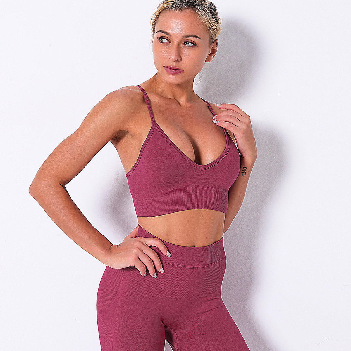Custom quick-drying yoga vest suspenders multi-color beautiful back outdoor professional sports running seamless fitness bra