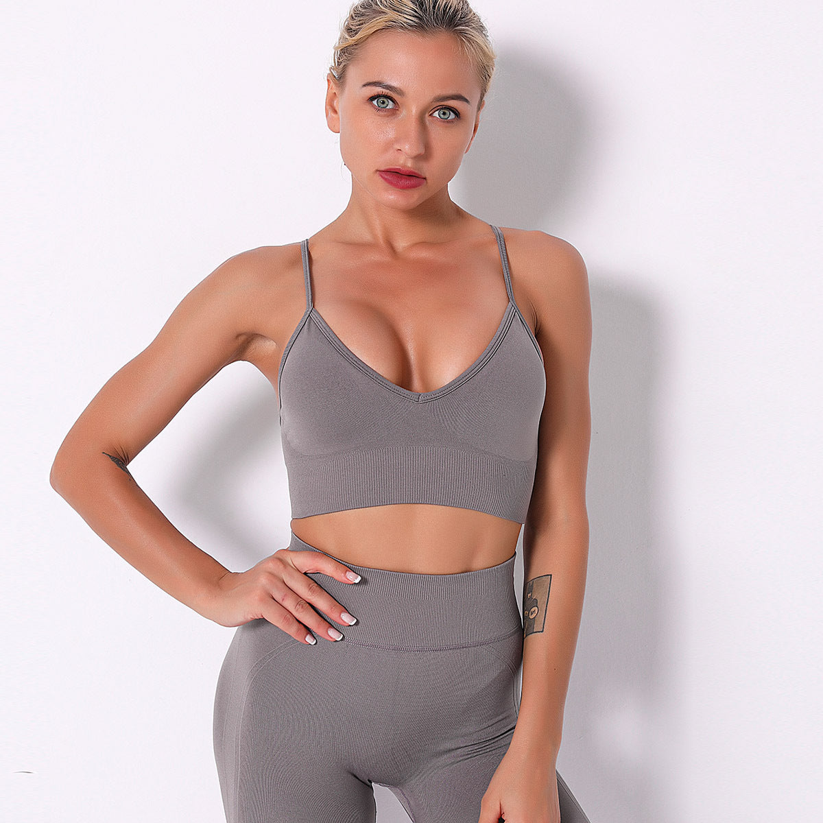 Custom quick-drying yoga vest suspenders multi-color beautiful back outdoor professional sports running seamless fitness bra